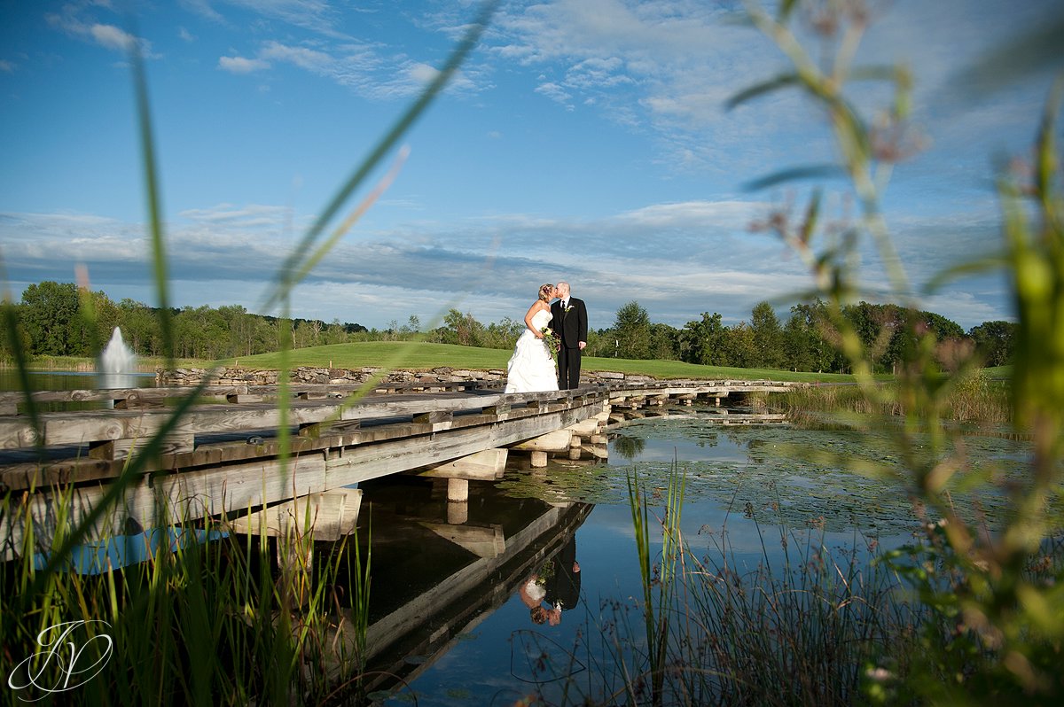wedding photos at saratoga national golf coarse, wedding photography, Saratoga Wedding Photographer, Longfellows