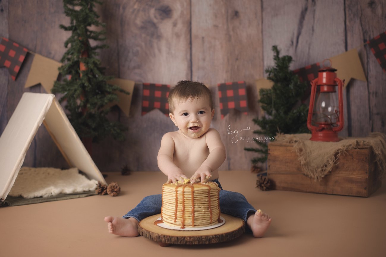 M's 4th Of July Cake Smash With Beth Galligan Boston First Birthday Photographer