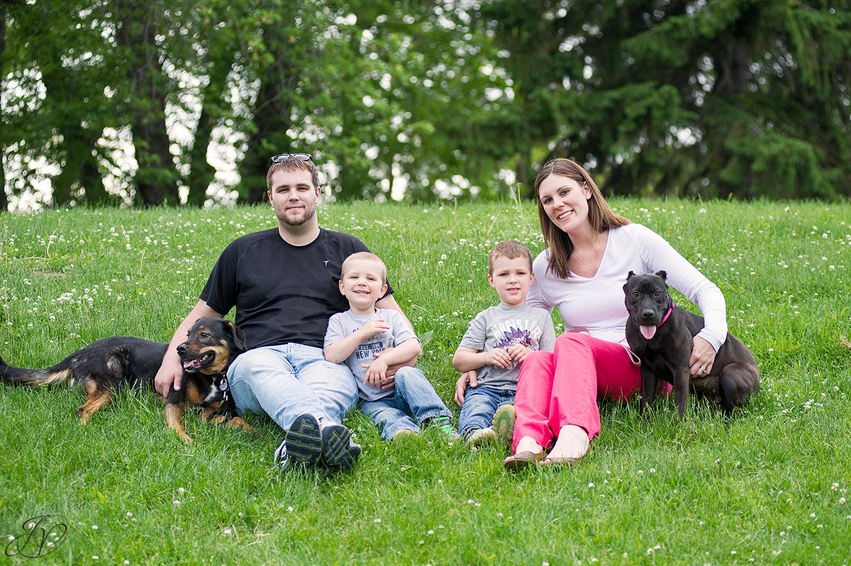 animal rescue family portrait