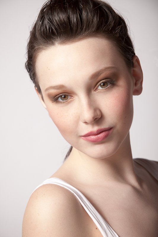 Fashion Stephanie Fajardo Makeup Artist Hair Stylist