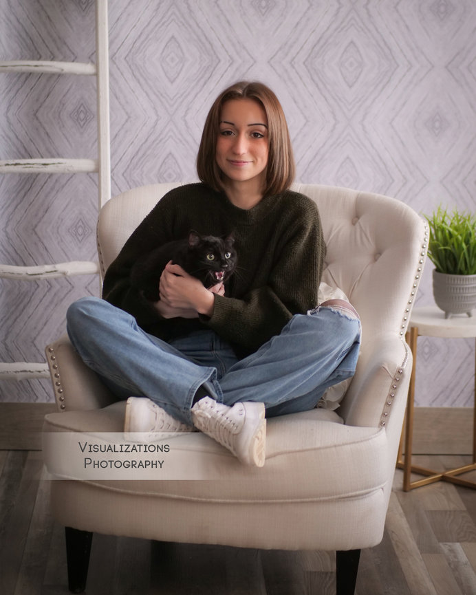 Alyssa - Viz-Model 2023