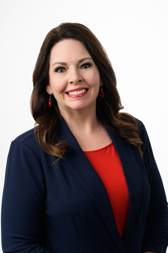 The Art of the Elevator Pitch: How to Confidently Sell Yourself in 30 Seconds