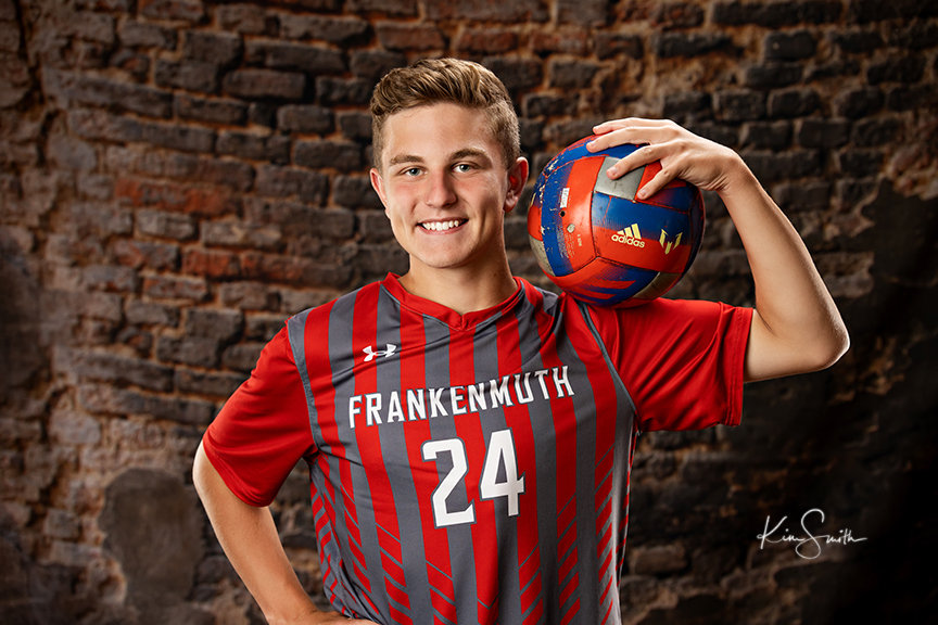 Kacie-Carrollton-Class of 2025-Senior-Pictures-Birch Run-Michigan-Photographer