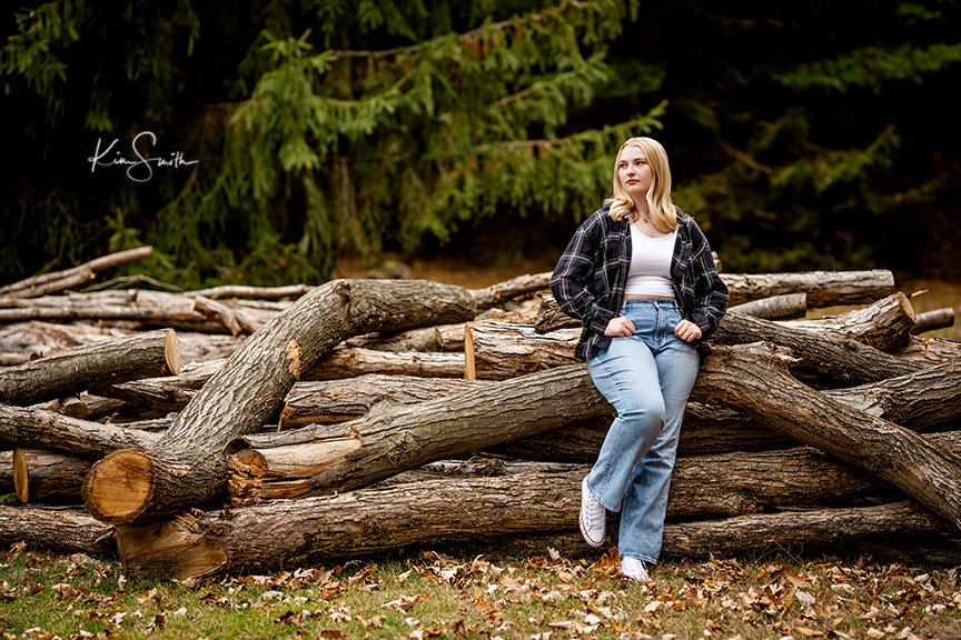 Kacie-Carrollton-Class of 2025-Senior-Pictures-Birch Run-Michigan-Photographer
