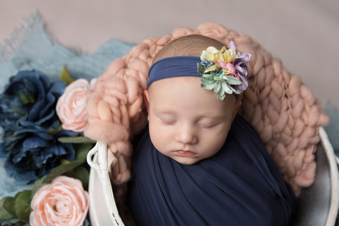 Hailee's Studio Maternity Session - Augusta, Wisconsin