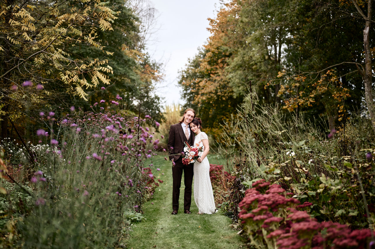 Gaynes Park Summer Wedding - Harriet & Ed