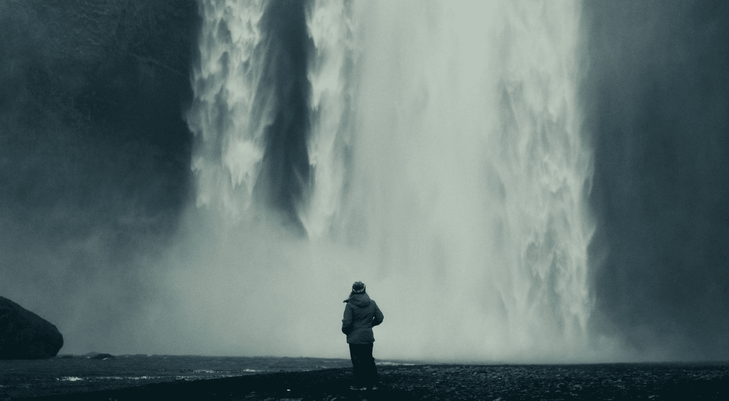 Clarity Content: Why Brands Stall Without a Narrative Spine