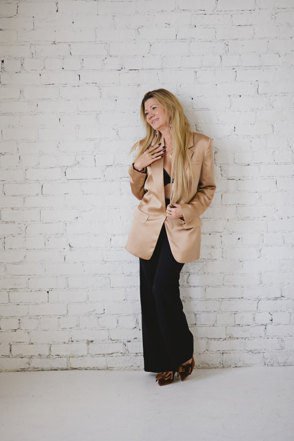 Love Lives Here: The Magic of At-Home Couples Sessions