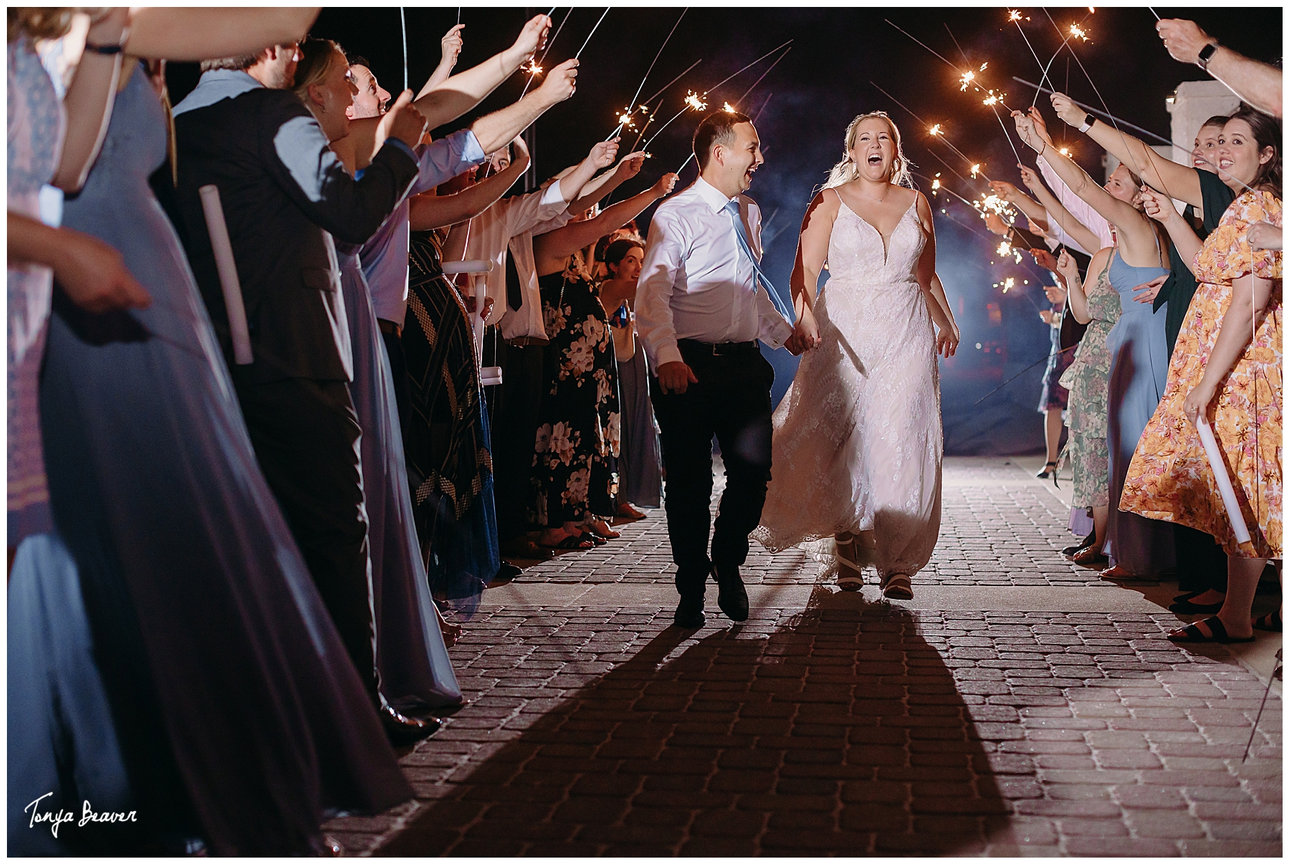 Vintage car couples shoot