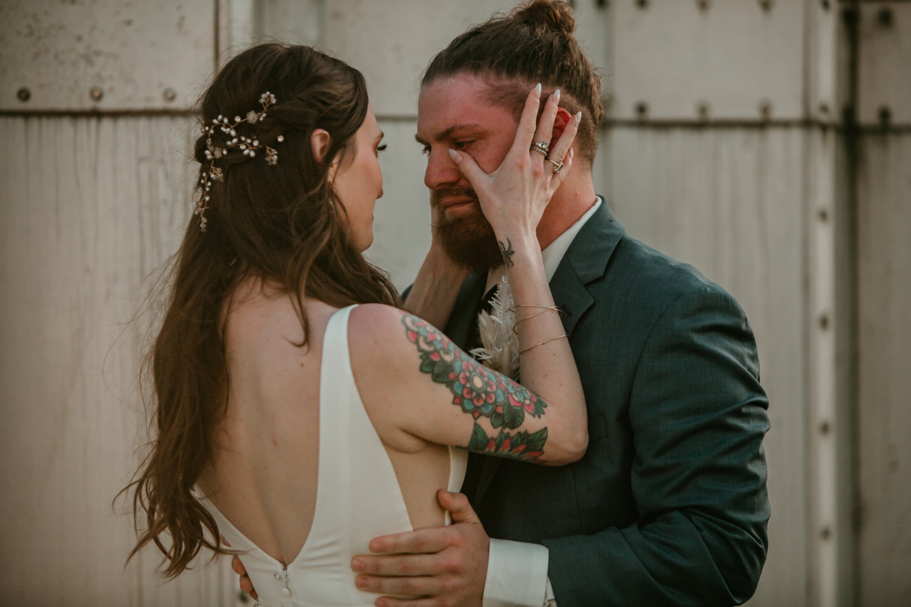 Vintage car couples shoot