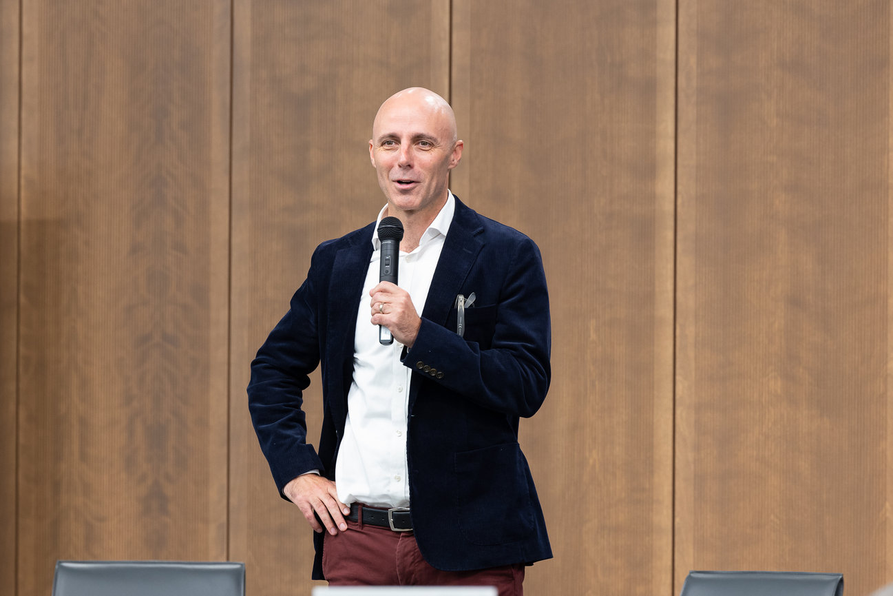 Cleveland headshot photographer