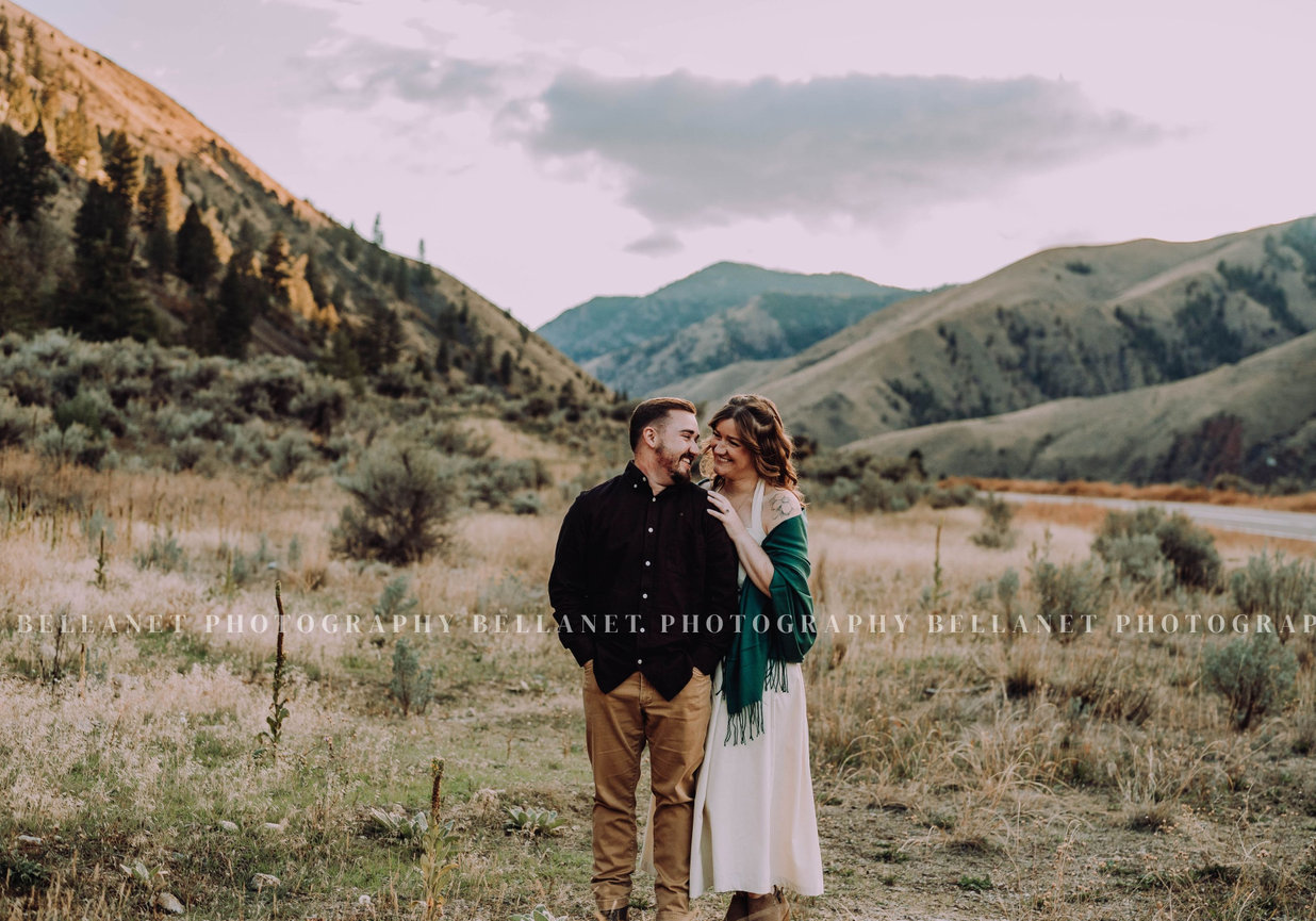 Nick and Eva Sweet Water Hollow Salmon Idaho Idaho Wedding