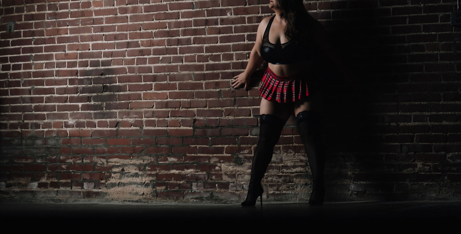 Mr. & Mrs. L's Couples Boudoir Session