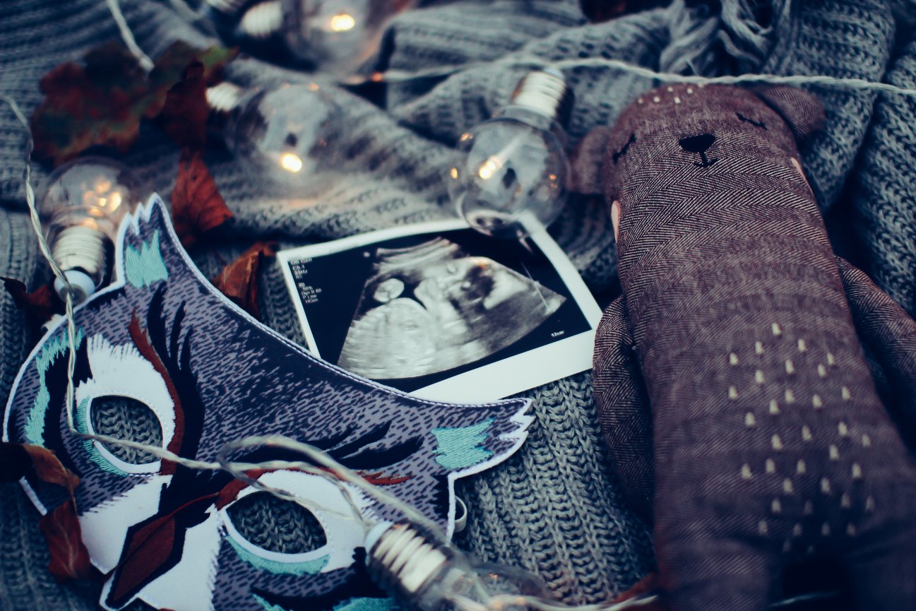 Mary Lee's Photography creates expressive visual stories in Willits, California for engagement portraits, family sessions, and small business branding.