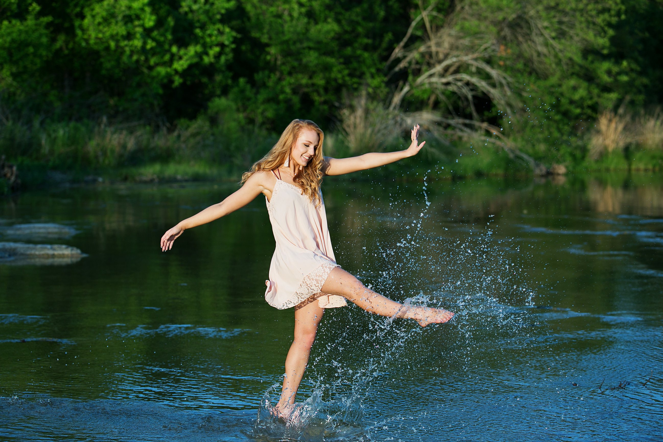 Senior water pictures Austin - Pflugerville high school senior pictures