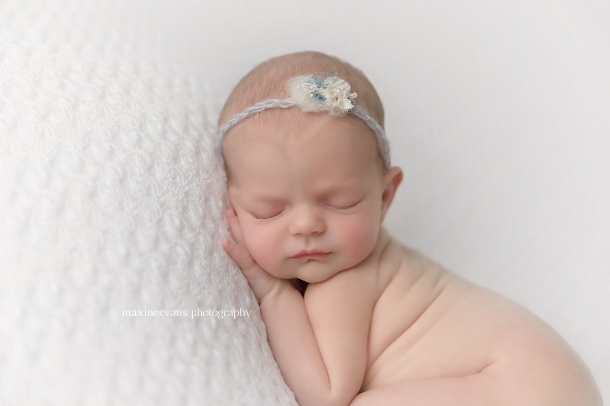 Teeny tiny baby girl, Los Angeles Newborn Photography - Los Angeles Newborn  Baby Photographer, Maxine Evans Photography