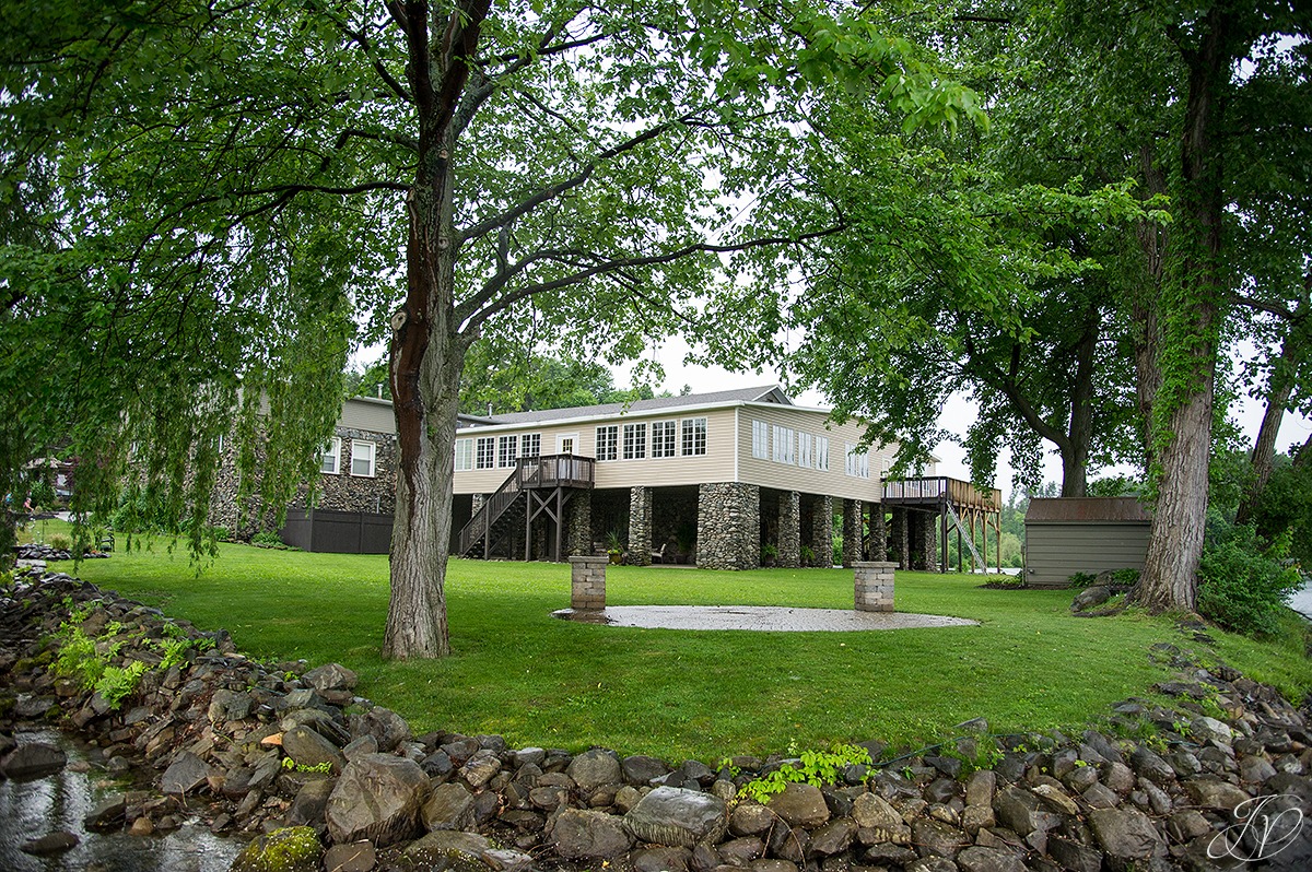 photo of Old Daley Inn in Averill Park