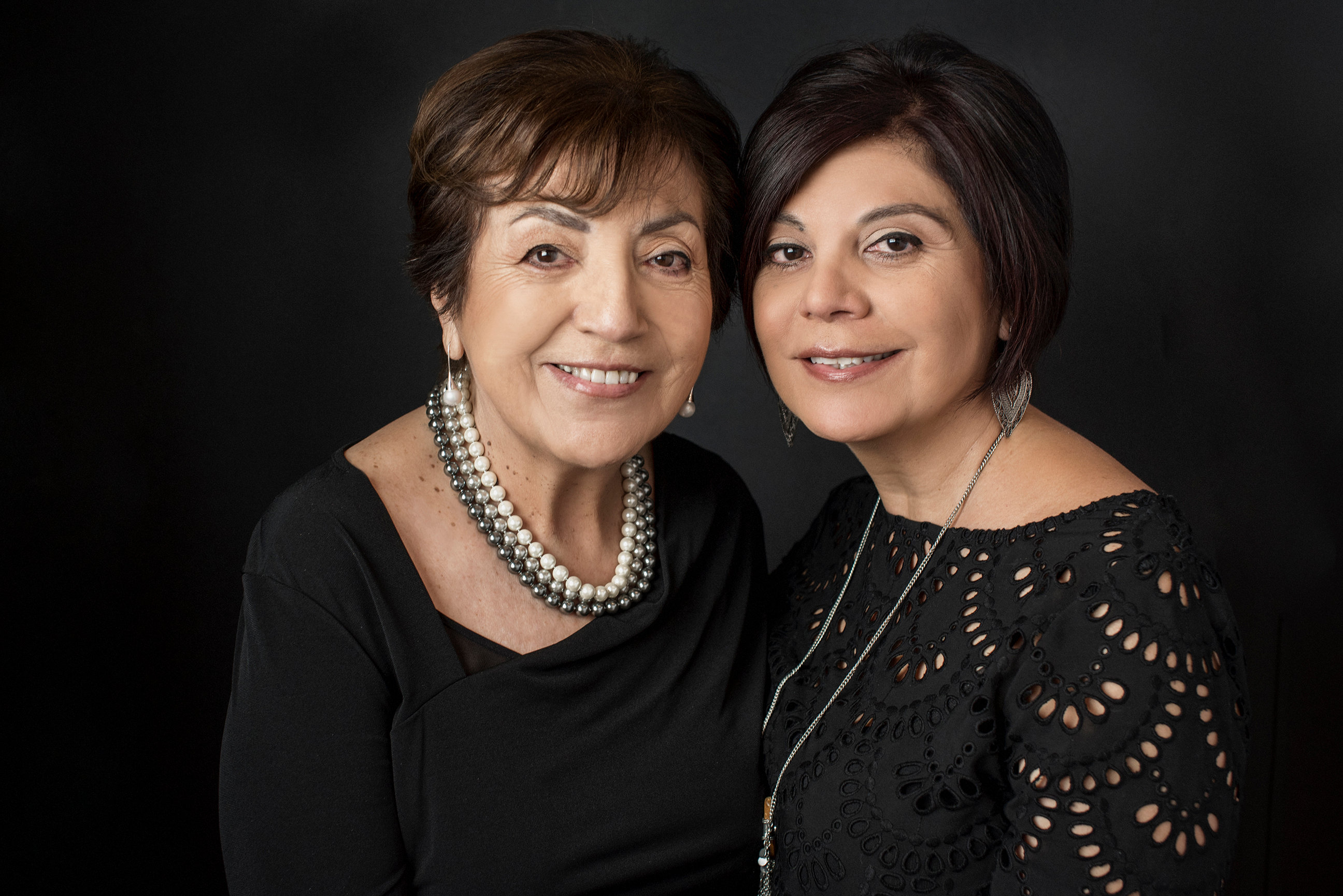 MOTHERS & DAUGHTERS Michele Michaels Photography