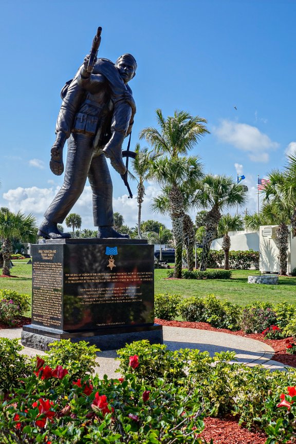 NAVY SEAL MEMORIAL - Real Stone Monuments