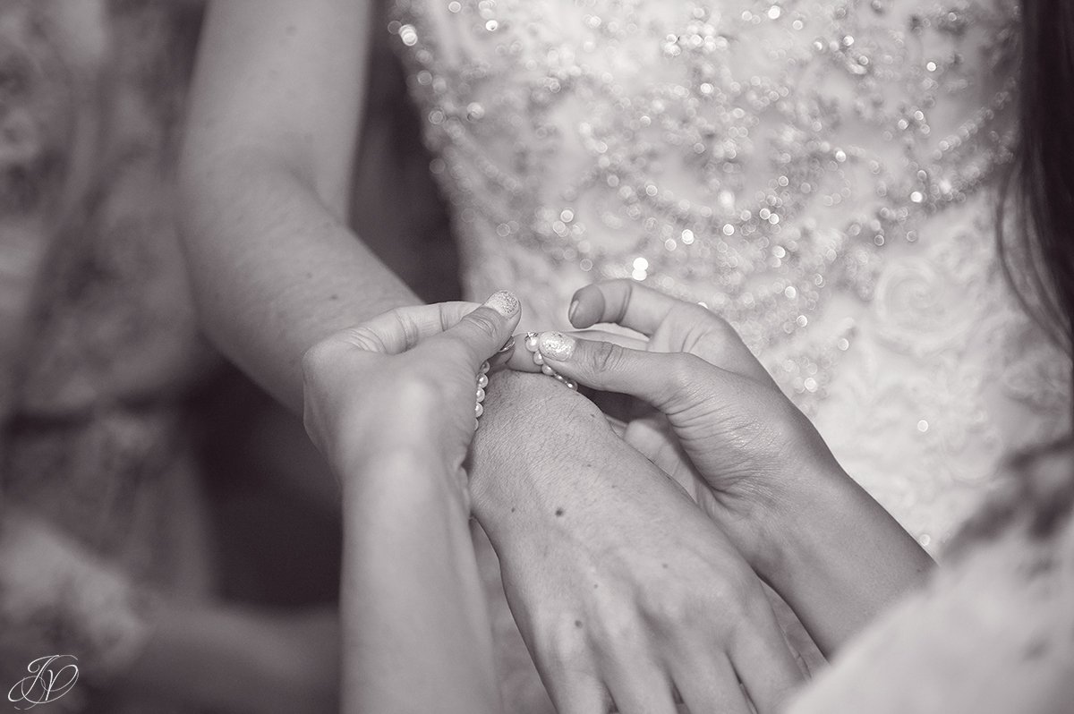 details of bride getting ready lake placid wedding