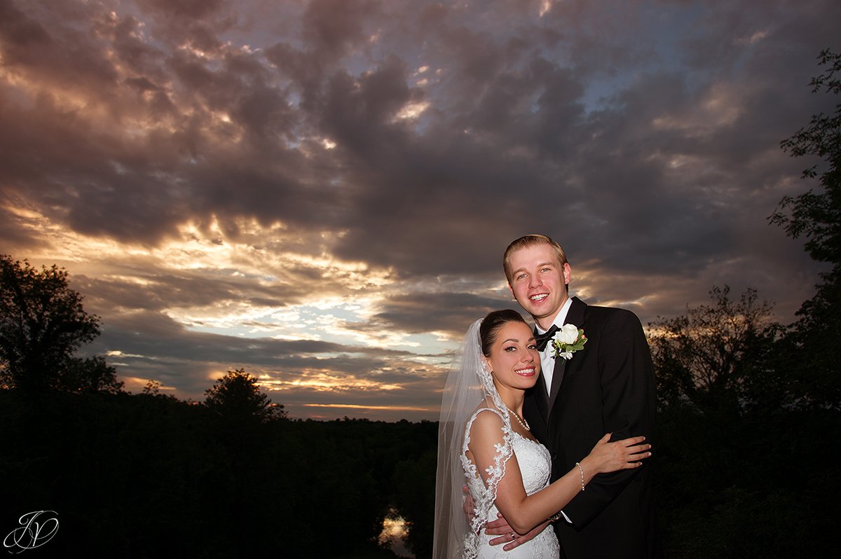 beautiful bride and groom sunset photo, normanside country club