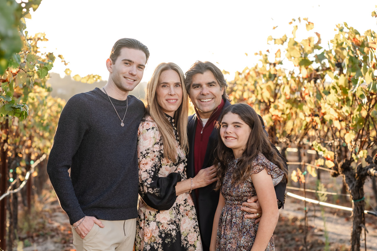 Family Portraits taken by Studio J Photography in Sebastopol Ca,