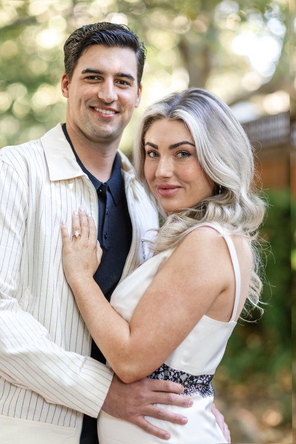 Engagement portrait session at Dawn Ranch, Northern California. Photographed by Studio J Photography