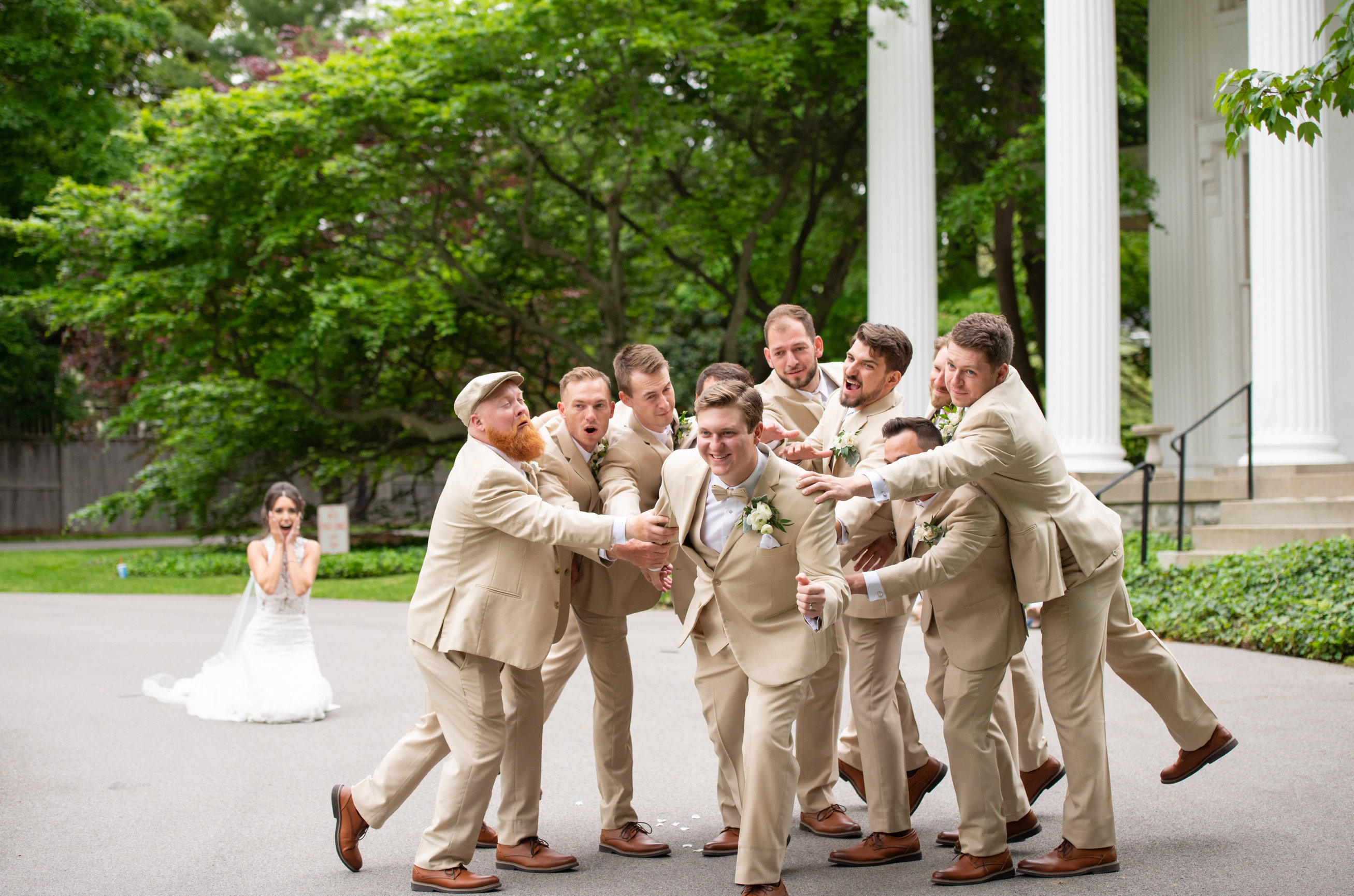 Posing Tips for Wedding Pictures Petersen Photography, LLC
