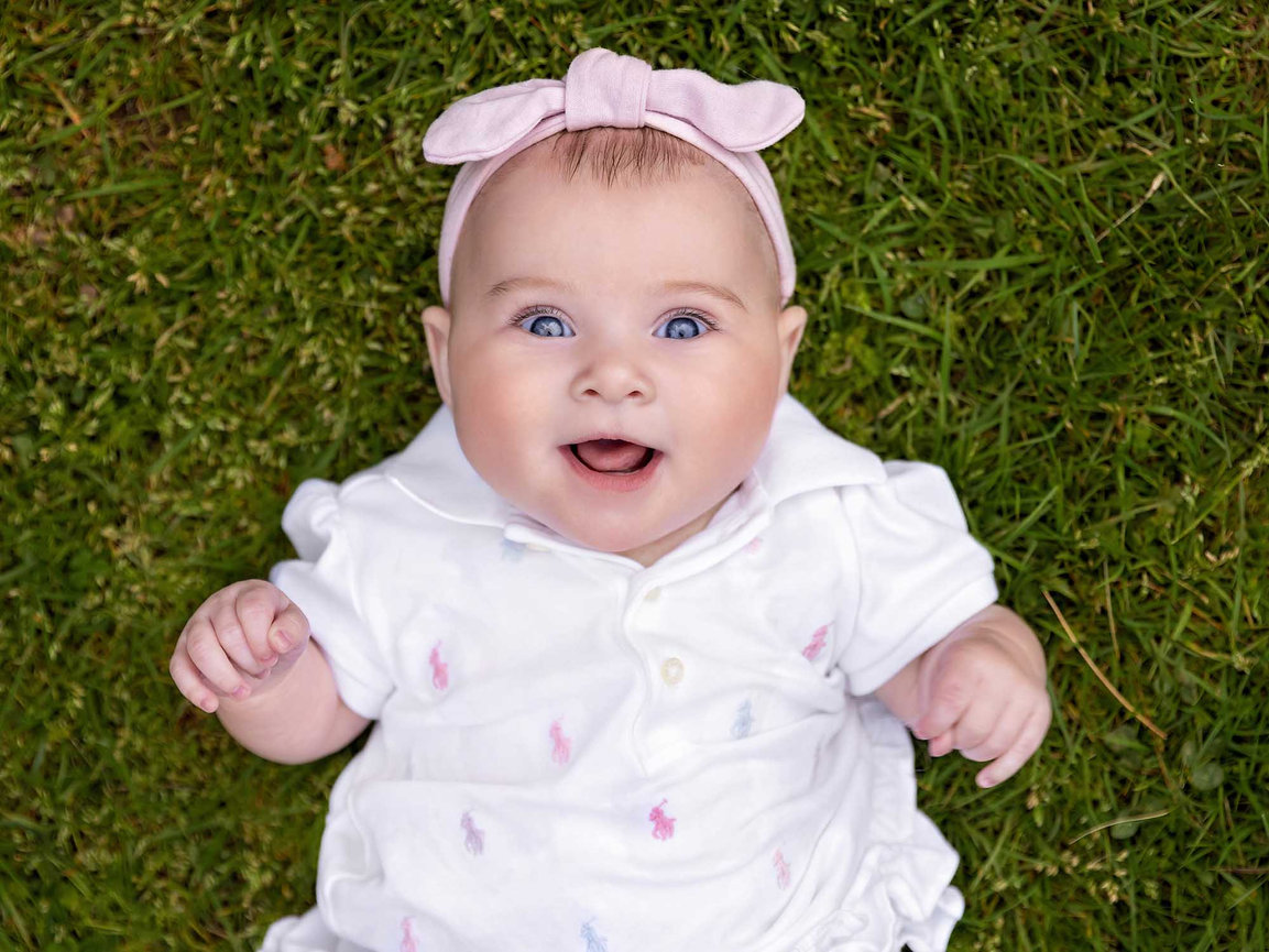 connecticut baby photographer, baby photography near me, baby portraits connecticut, milestone portrait sessions near me