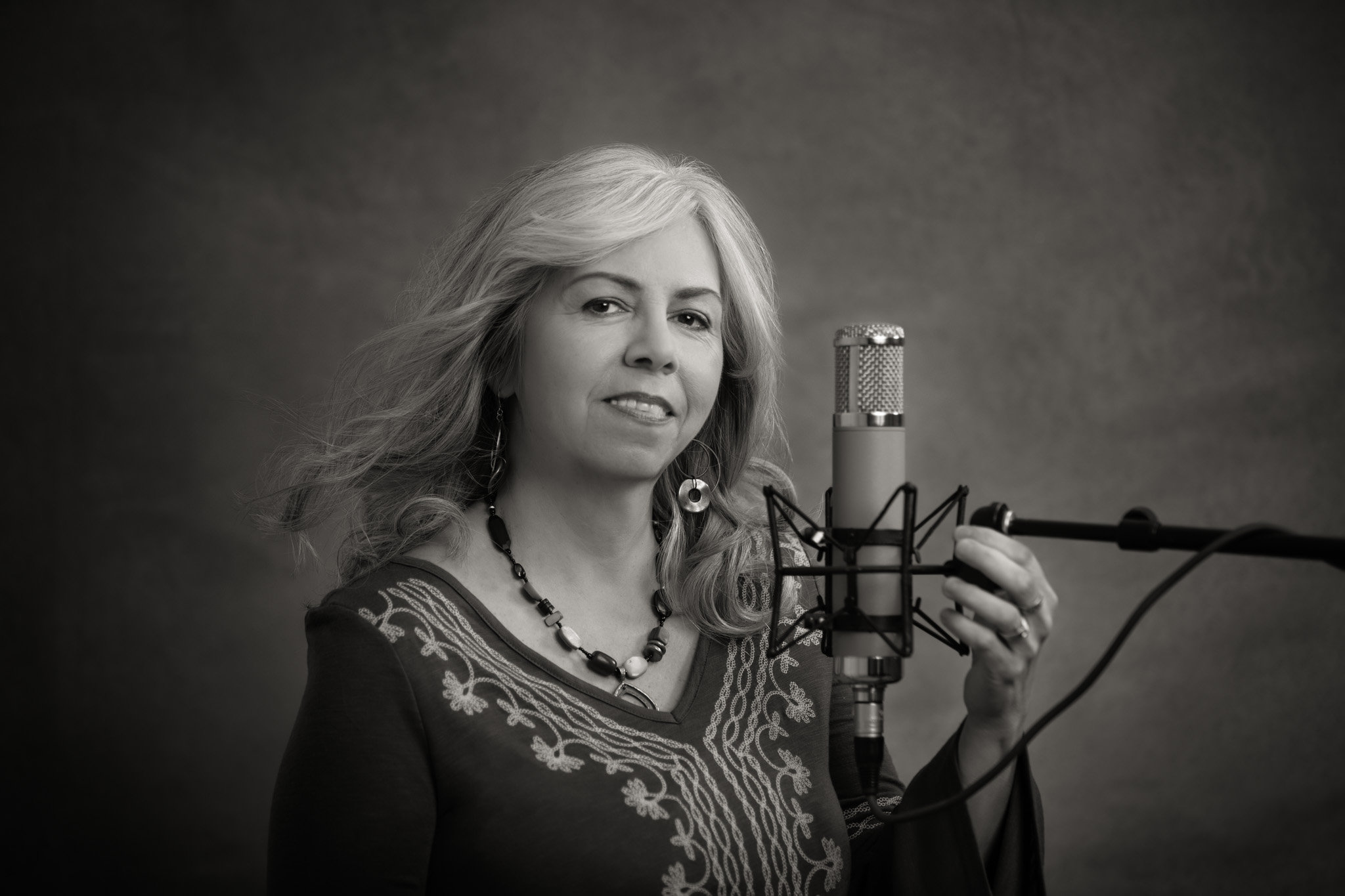 Personal Branding for Singer-Songwriter Sharon Marie White - Laurie  MacBrown Photography