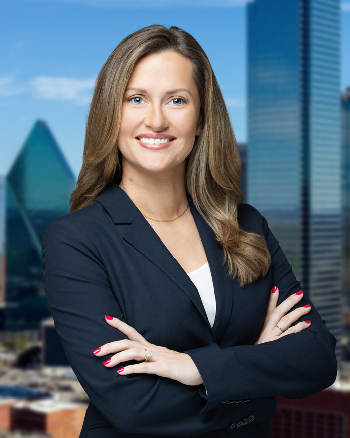 professional enviromental headshot downtown dallas