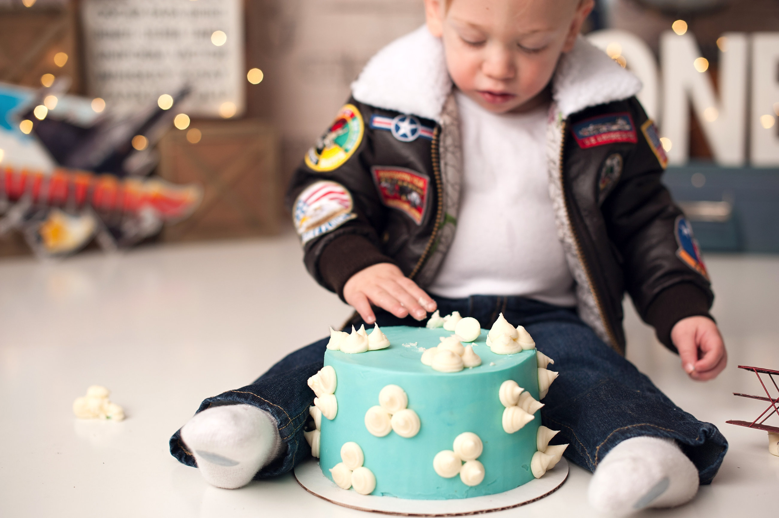 A Top Gun Cake Smash Salt Lake City Utah Cake Smash Photographer