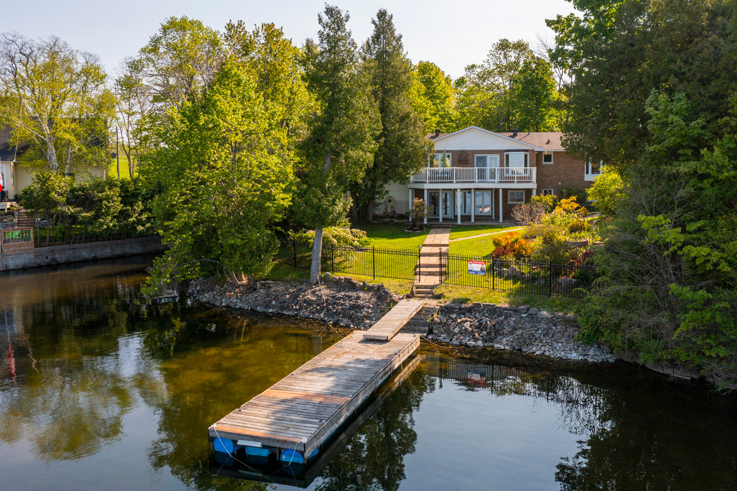 35 Rideau Ferry Road