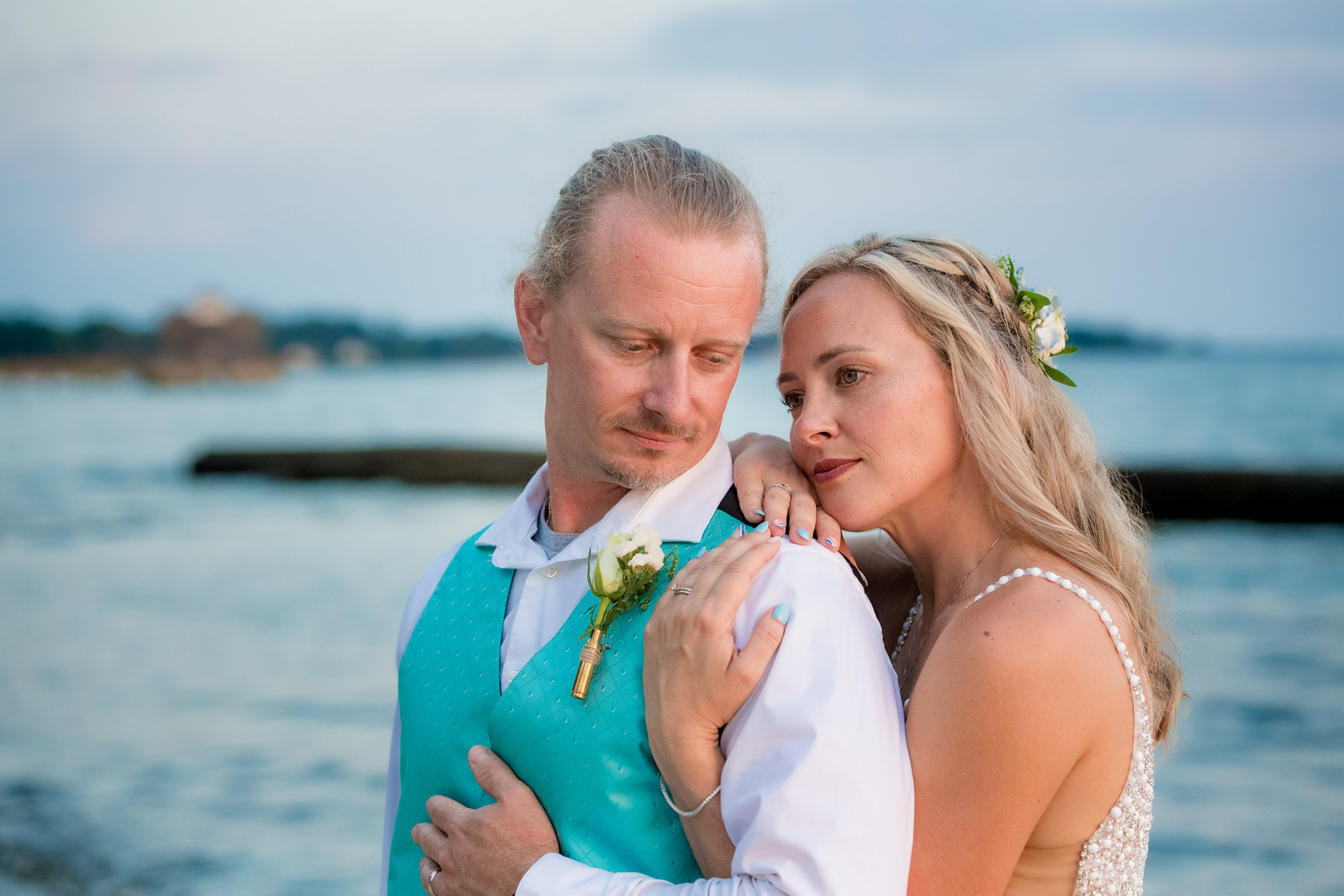Love in the air with Katelyn and Derek! - Outer Banks Wedding Photographers  OBX \u0026 Destination Weddings, image size:2595x1730