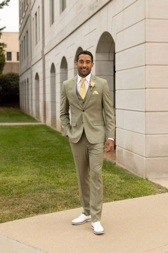 Broken Arrow OK | Facchianos Bridal and Formal Attire Broken Arrow OK | Facchianos Bridal and Formal Attire