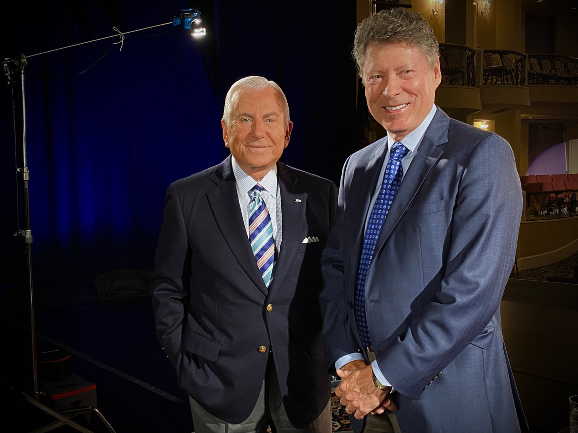 ABOUT William Mangum