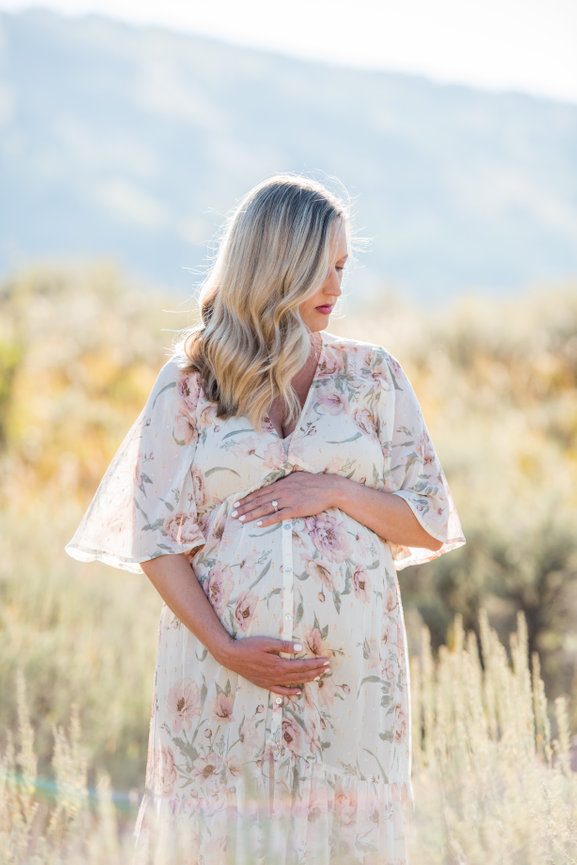 ASPEN MATERNITY PHOTOGRAPHER