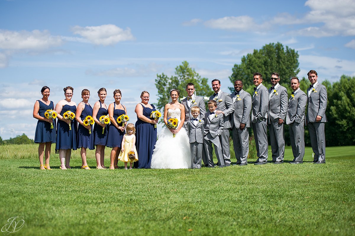 large wedding party timberlodge